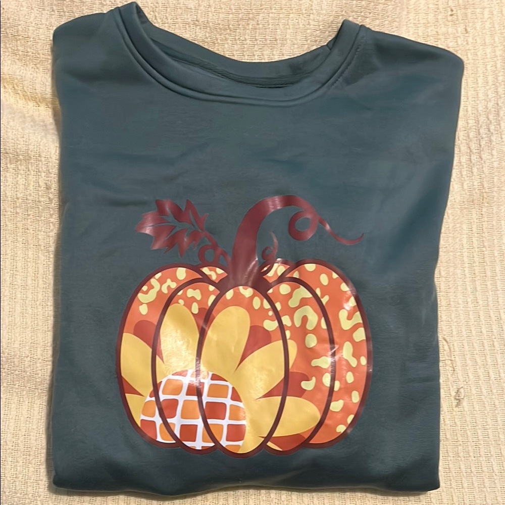 Graphic Pumpkin Fall Sweatshirt